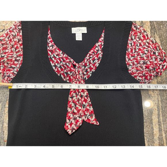 Ann Taylor Loft Red & Black sweater vest - Picture 3 of 4